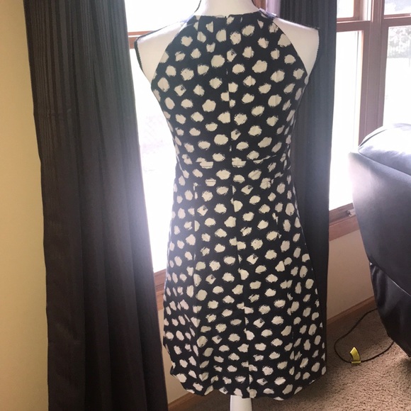 Great Condition LOFT dress! - Picture 4 of 7